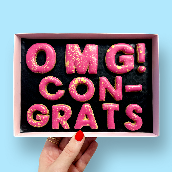 OMG! Congrats Letterbox Message Cookies Pink